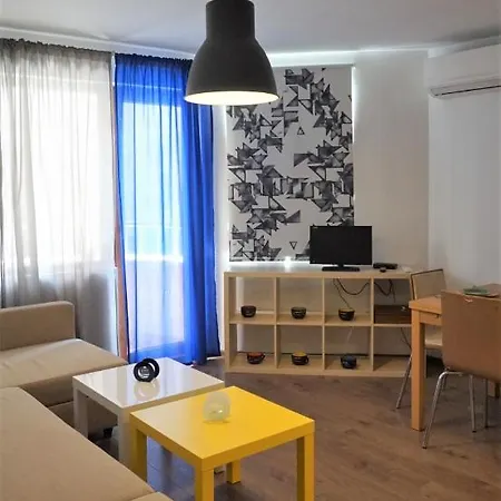 Number 5 Varna