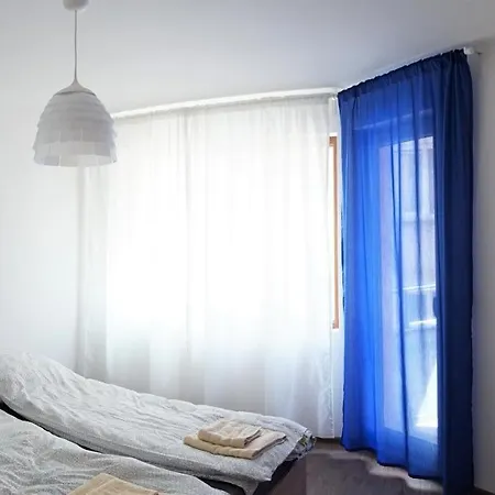 Number 5 * Varna