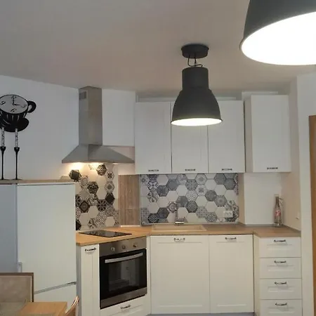 Apartment Number 5